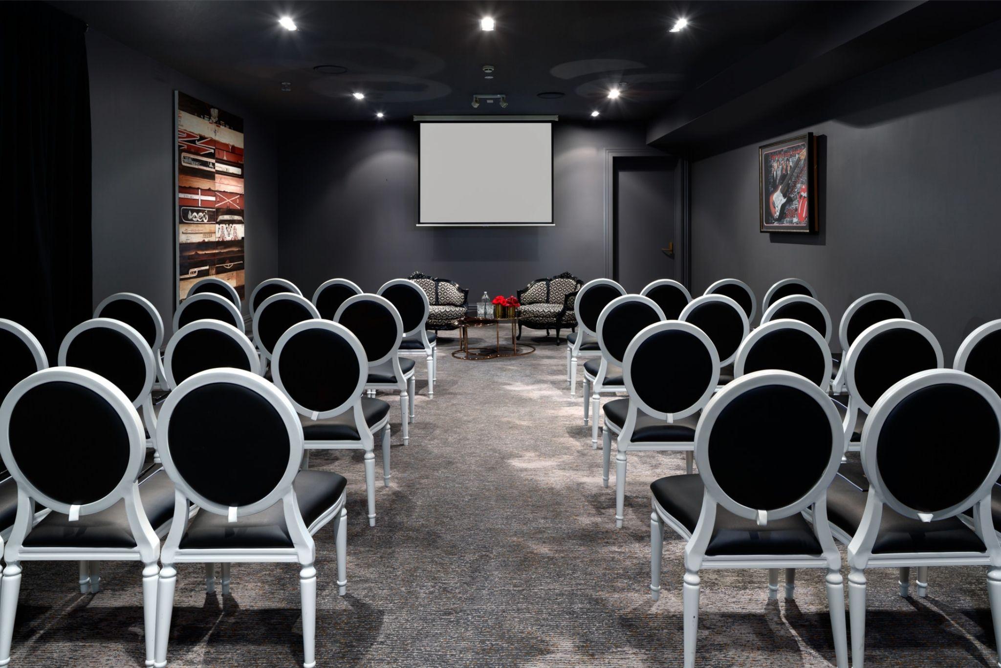 คิวที เวลลิงตัน อพาร์ตเมนต์ Hotel ภายนอก รูปภาพ The Library