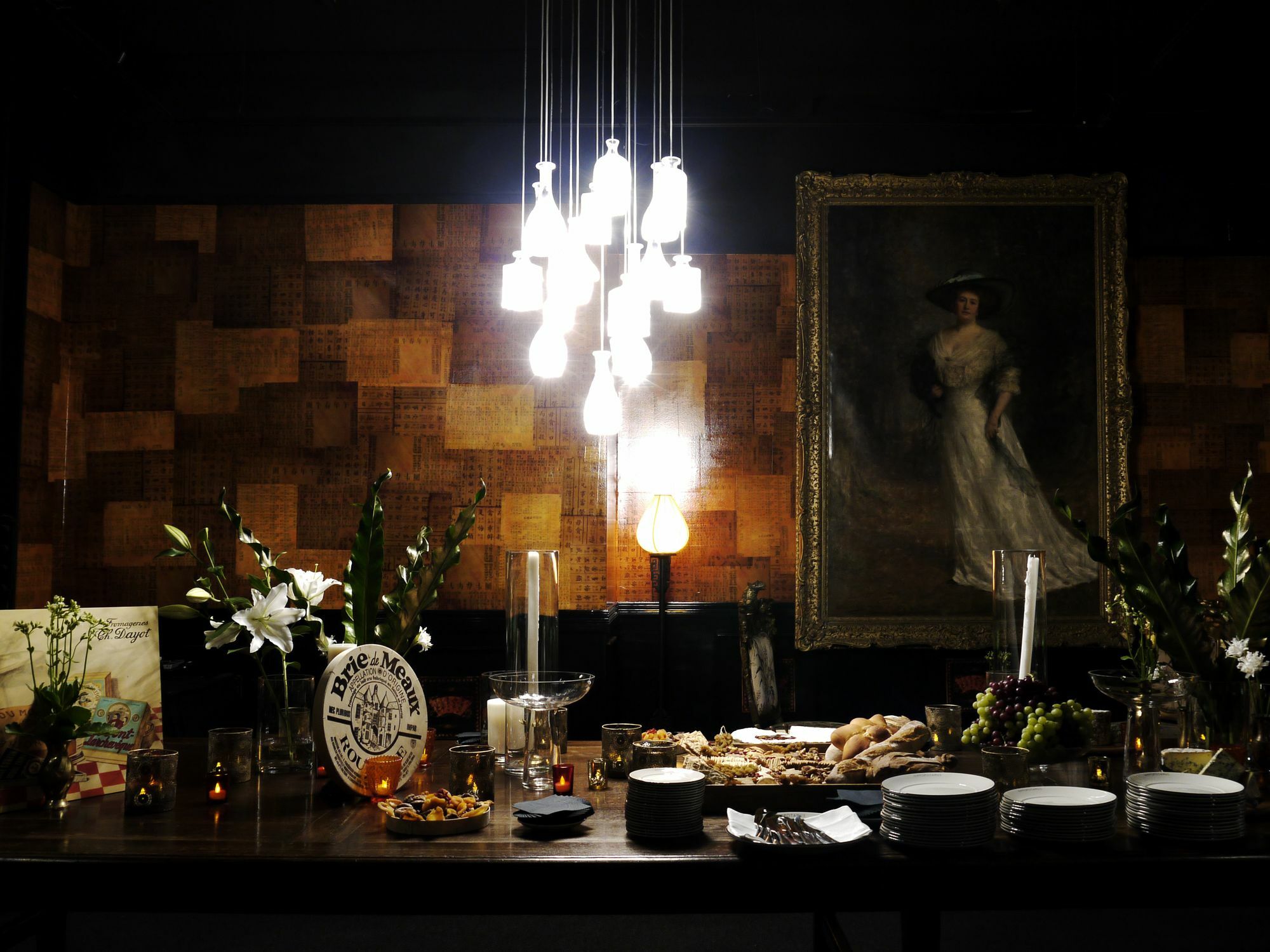 คิวที เวลลิงตัน อพาร์ตเมนต์ Hotel ภายนอก รูปภาพ A chandelier